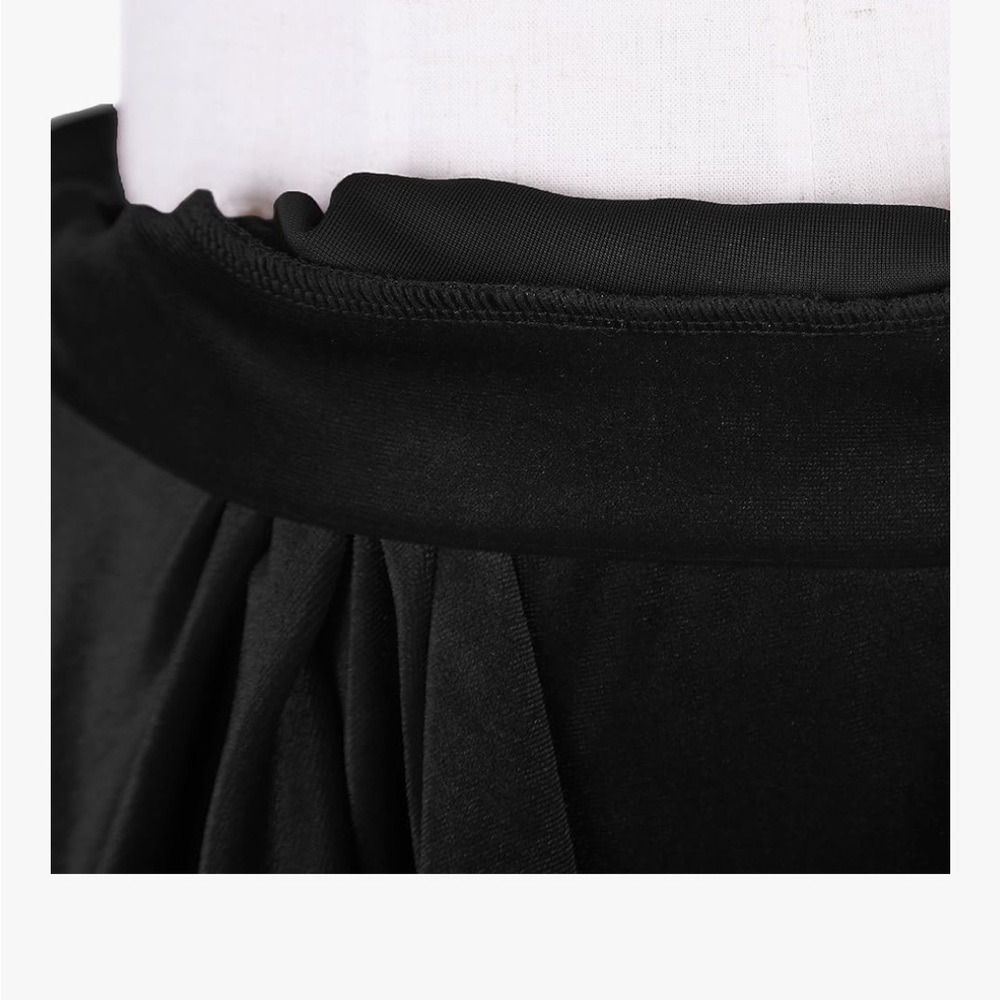NWT Chic Black Velvet Skater Skirt for Women - Picture 4 of 8